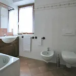 Il Pisolo Di מאינה